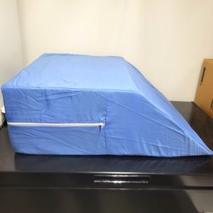 HealthSmart - Ortho Bed Wedge for Legs and Feet